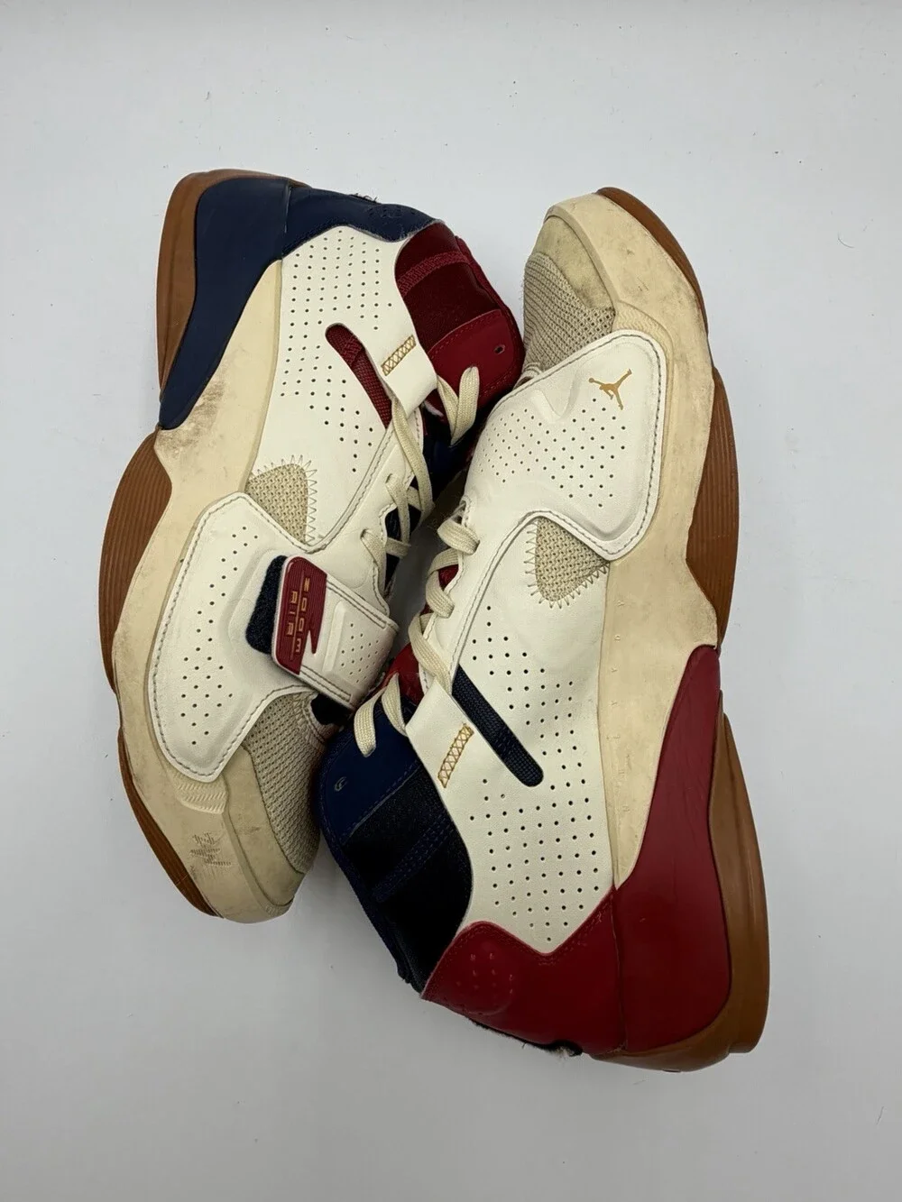 NIKE JORDAN ZION 2 MENS SIZE 11 PELICANS COCONUT MILK/POMEGRANATE  [DV0549-164]